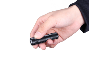 FENİX E09R 600 LÜMEN EL FENERİ